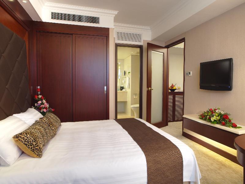 Metropark Kowloon Hotel 4*
